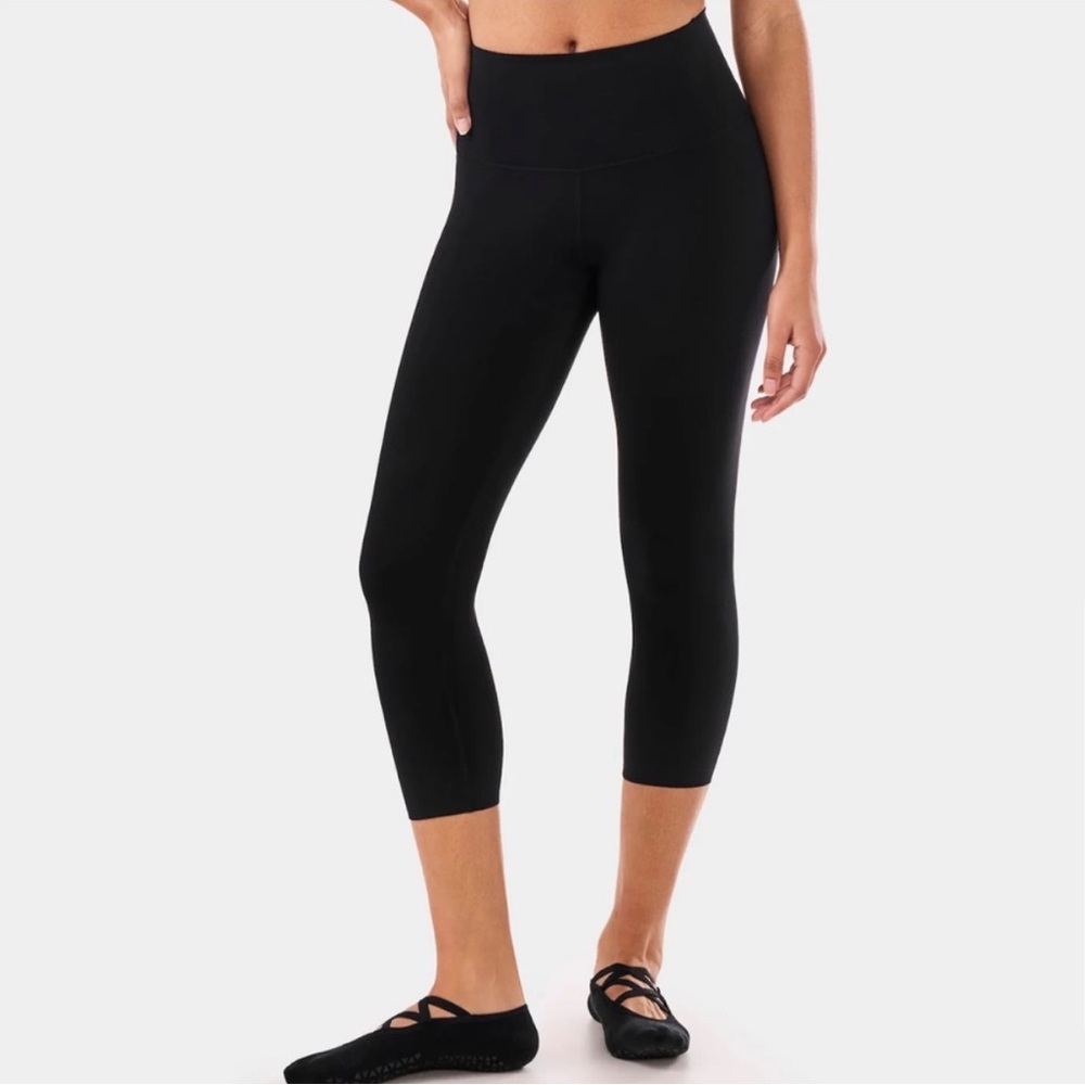 TaviSculpt® High Waisted Crop Leggings Black Size S